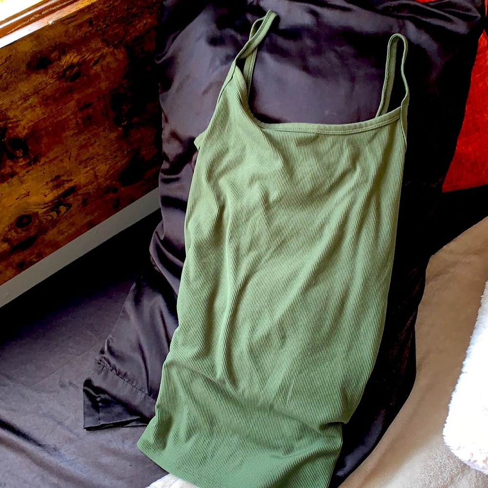XL ribbed earth green tank top